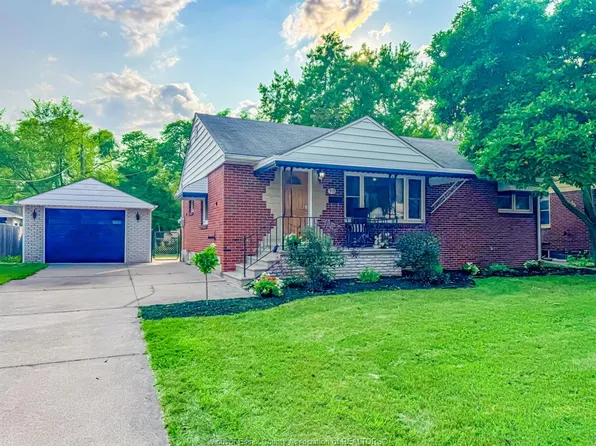 979 Belleperche Pl, Windsor, ON N8S 3C2