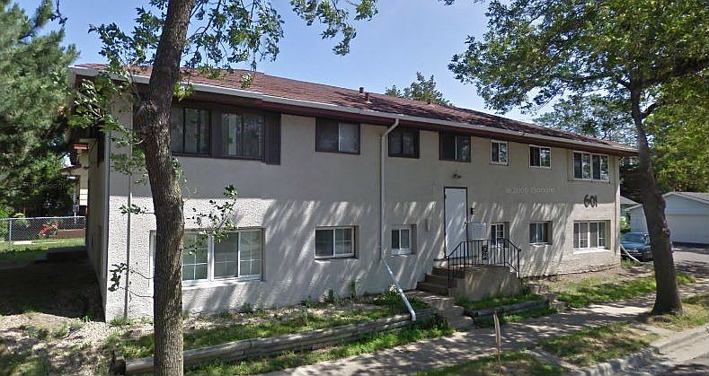 Unit is upper level/left sid