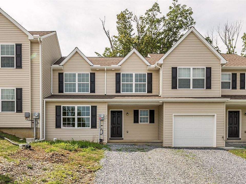 1st image of 273 Wildflower Dr #32