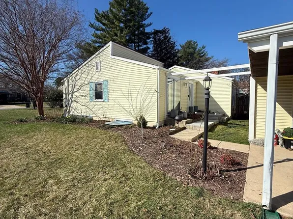 6669 Buttonhole Ct, Columbia, MD 21044