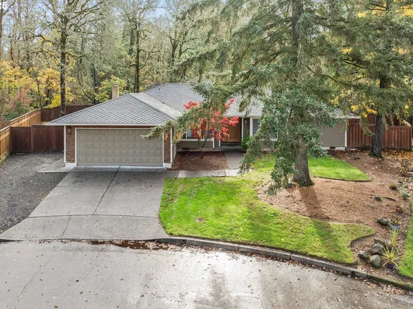 18434 Sandpiper Cir, Lake Oswego, OR 97035