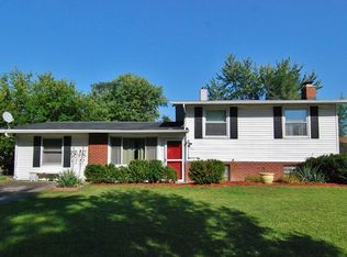 19407 Beechnut Dr, Mokena, IL 60448