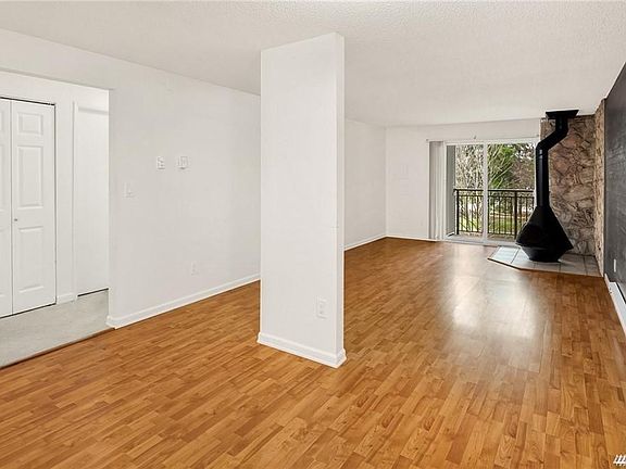4th image of 14779 NE 32nd St APT A301
