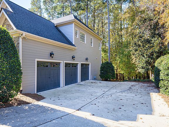 3rd image of 3732 Westbury Lake Dr