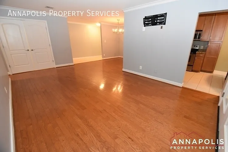 302 Hilltop Ln #C — Photo 9