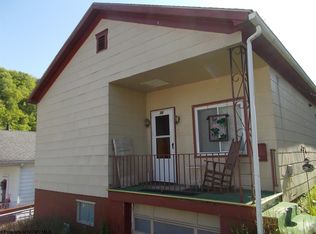 58 Pell St, Fairmont, WV 26554