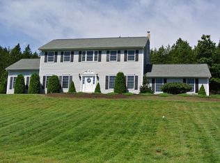 151 Old Kettle Ct, Stroudsburg, PA 18360