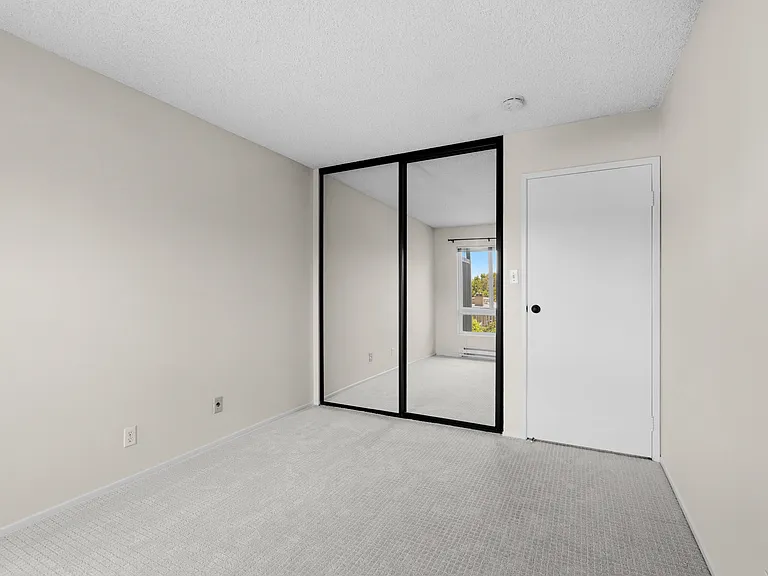 847 N Humboldt St #309 — Photo 15