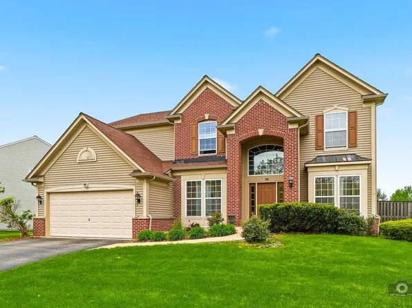 385 Marshall Ash St, Bolingbrook, IL 60490