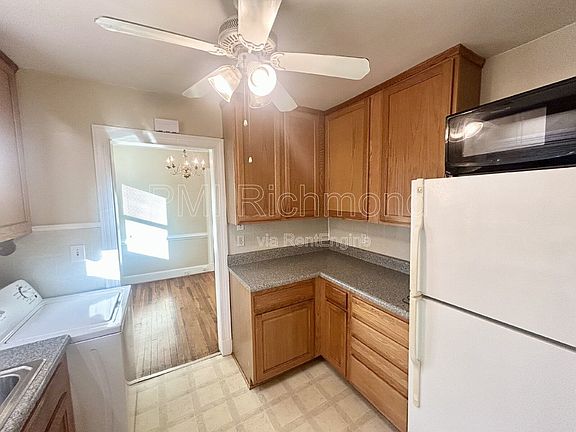 4th image of 2705 Dellrose Ave