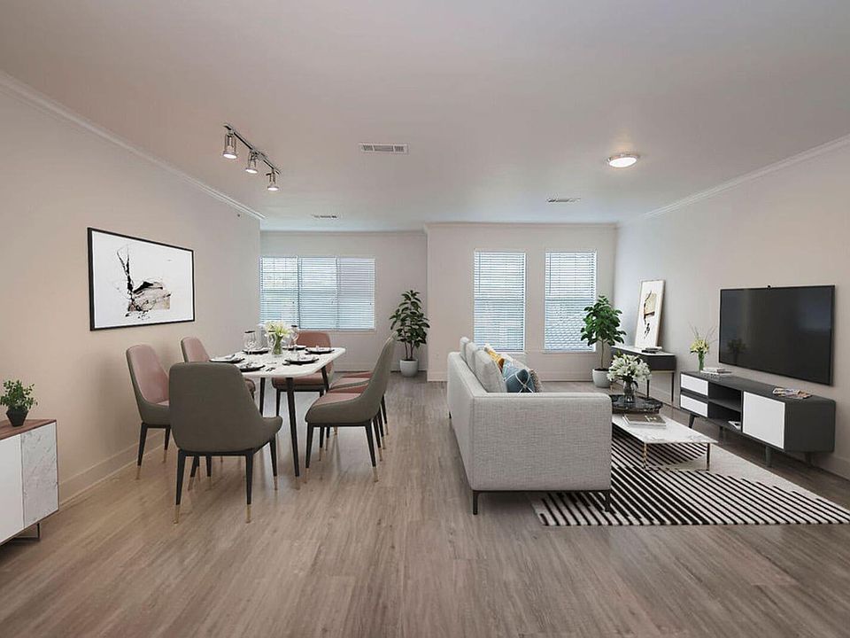 1st image of 2801 N Fitzhugh Ave #1356