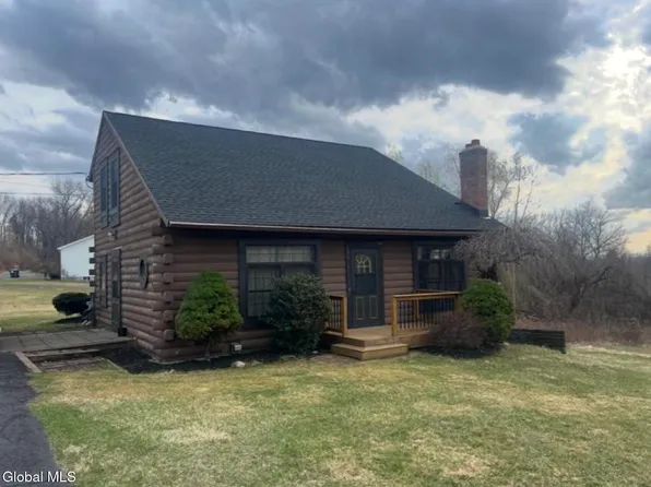 2 Denise Drive, Troy, NY 12182