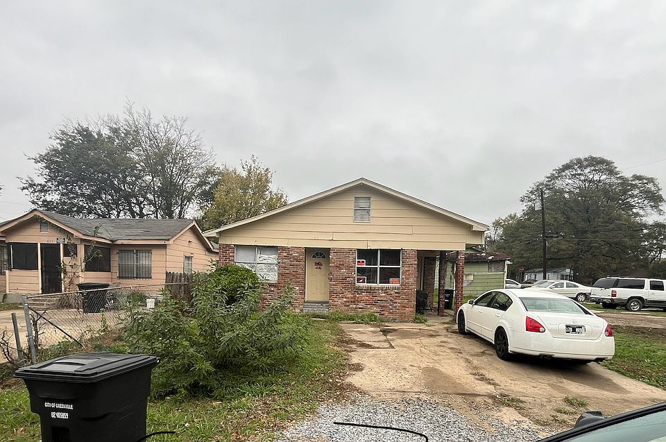 1st image of 607 E Walthall St