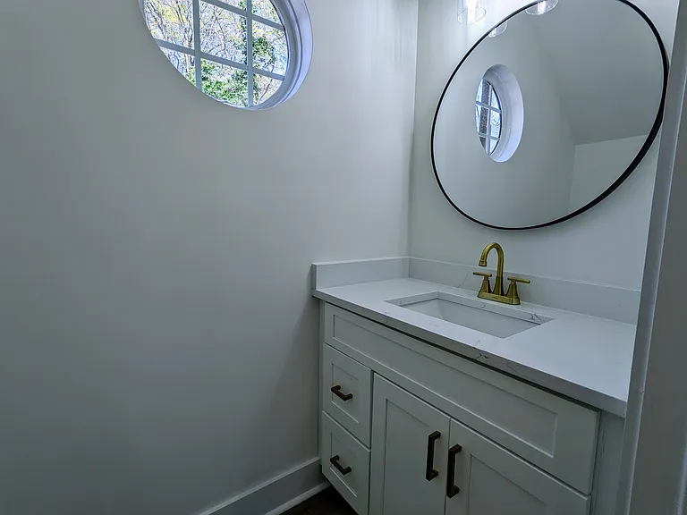 513 Roy St SW — Photo 10