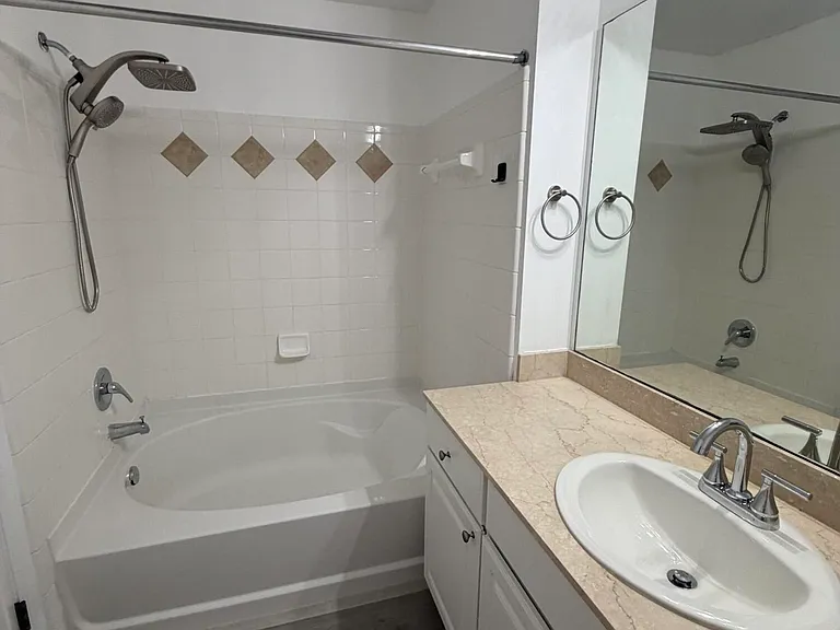 275 Murcia Dr #208 — Photo 28