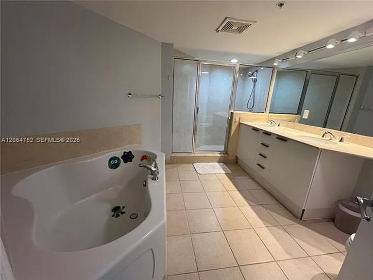 16699 Collins Ave #CU-1202 — Photo 15