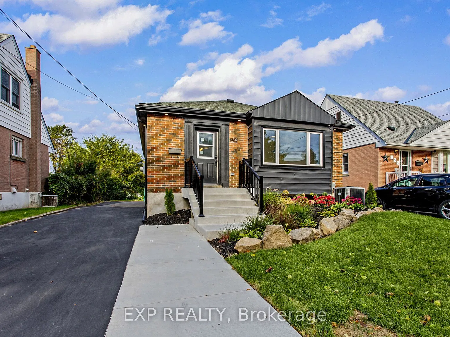 3 bed, $1,995 — Photo 1