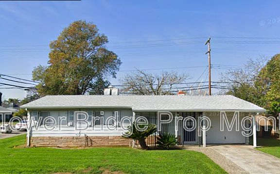 2nd image of 5936 41st St