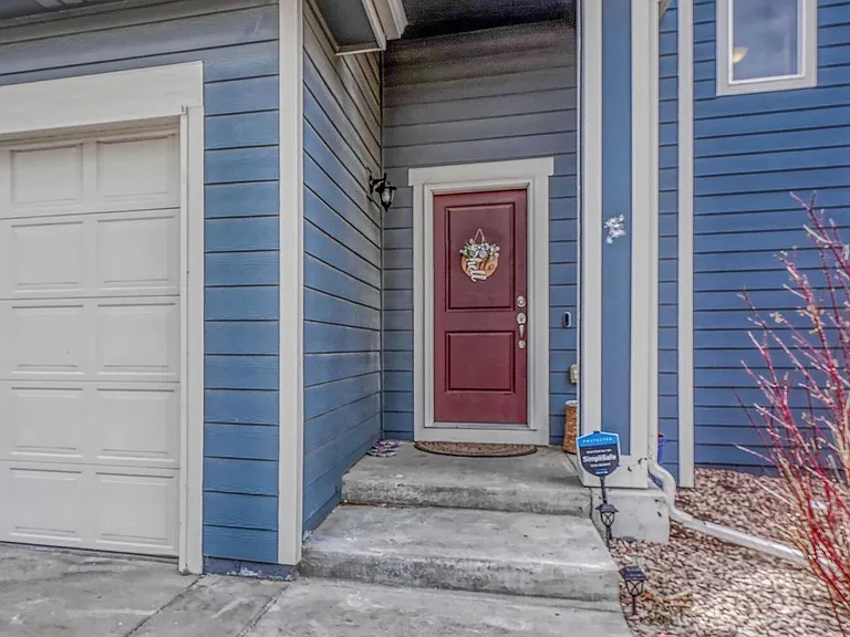 10447 Kalama Dr — Photo 3