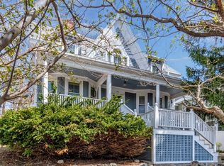 136 Walnut St, Watertown, MA 02472