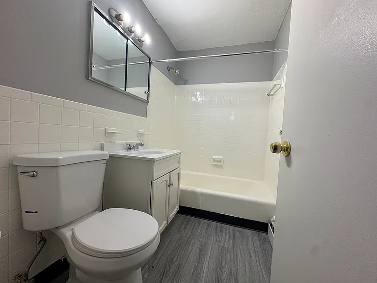 173-303 Ashley St #C303 — Photo 7