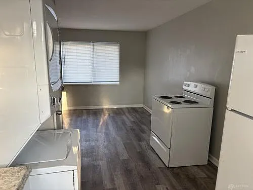 33 Rita St #33 — Photo 12