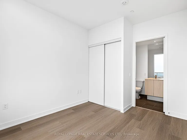 448 Burnhamthorpe Rd W #5101 — Photo 32