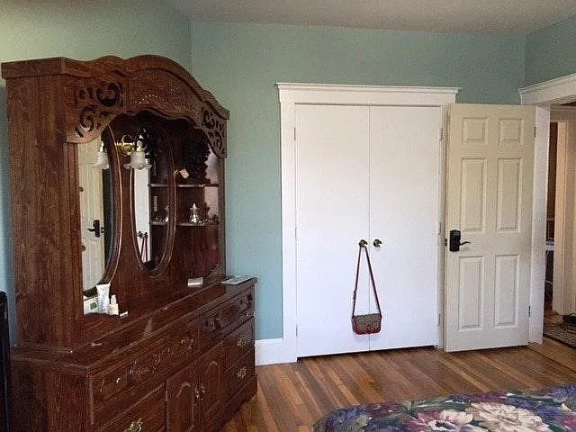 130 Sutherland Rd #5 — Photo 8