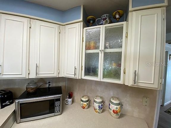 5th image of 2011 E Lake Dr #1770