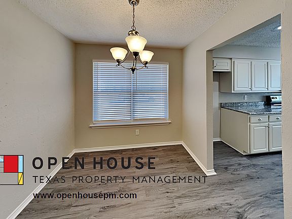 5th image of 1138 Carriagehouse Ln