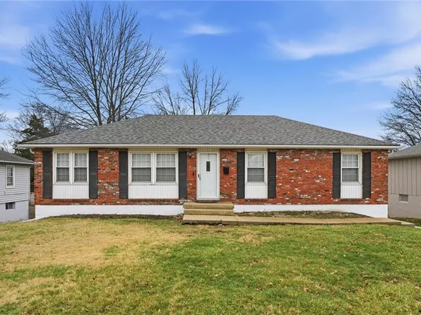 16405 E 40th St S, Independence, MO 64055