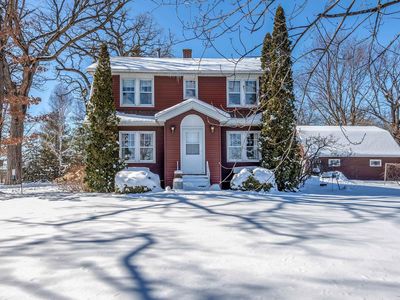 1909 County Road FF, Oshkosh, WI, 54904