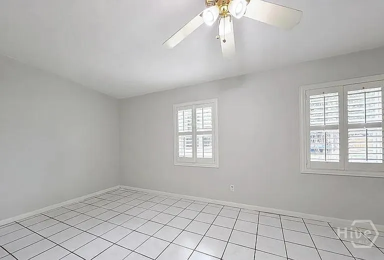 5655 Kimbrell Dr S — Photo 6