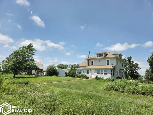 1939 McComb St, Osceola, IA 50213