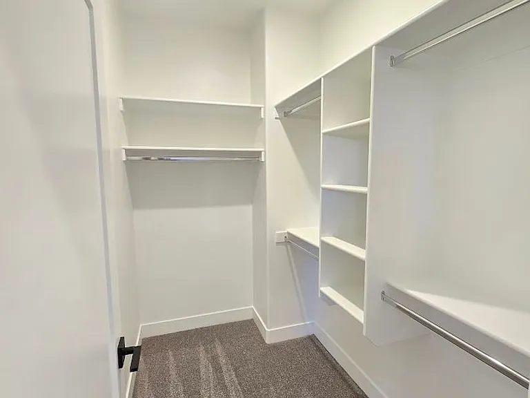 1070 W Albertine Ln — Photo 21