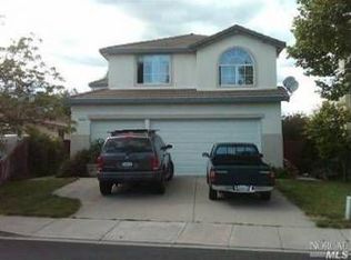825 Sapphire Cir, Vacaville, CA 95687