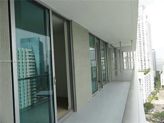 3rd image of 1111 SW 1st Ave APT 2521