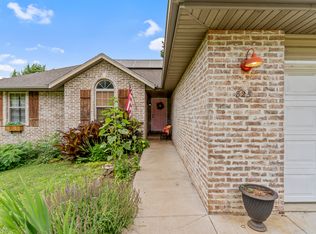 825 Pershing Street, Willard, MO 65781
