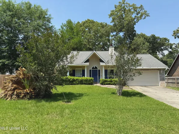 8918 Kipapa Way, Diamondhead, MS 39525