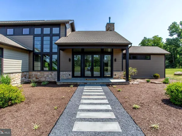 5823 Rodgers Rd, Pipersville, PA 18947