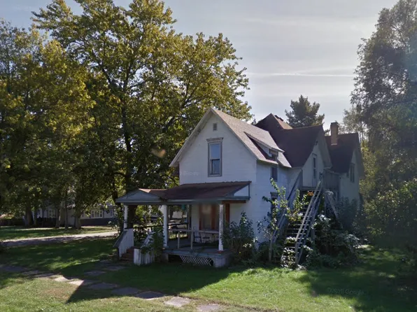 205 E 5th St, Hammond, IL 61929