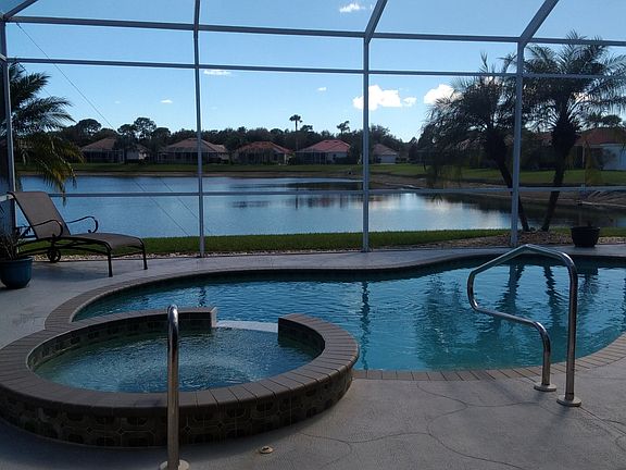 3rd image of 1821 Coconut Palm Cir