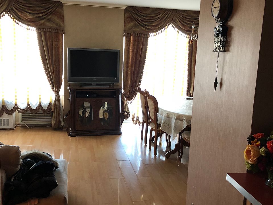 1st image of 501A Surf Ave APT 8A