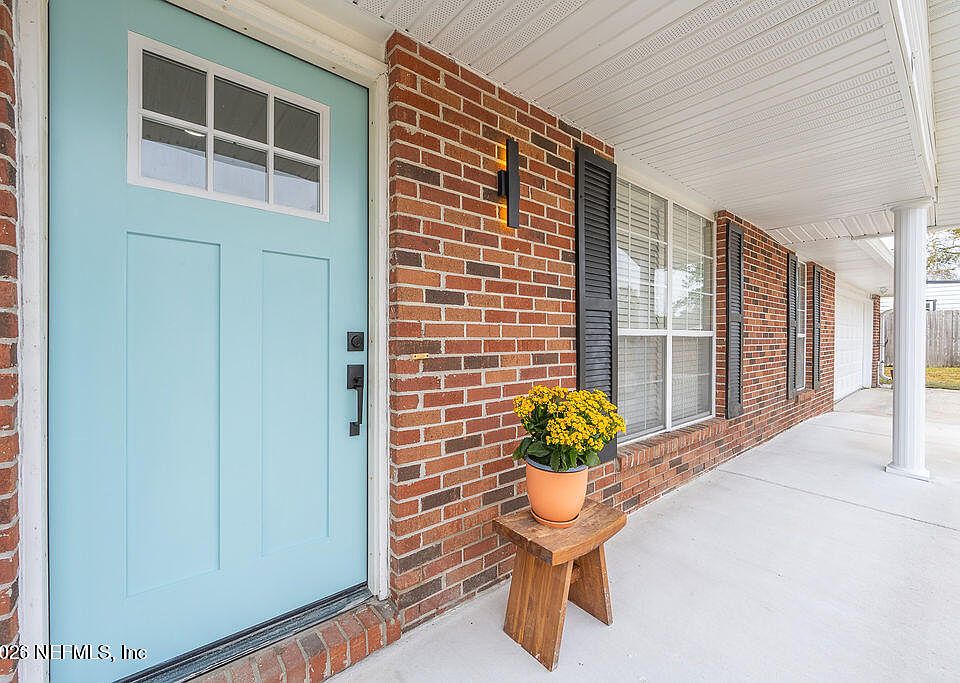 1st image of 2826 WATER VIEW Circle
