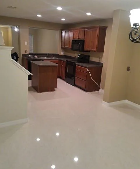2568 Hidden Cove Ln — Photo 2