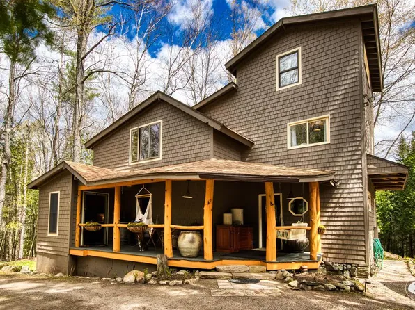 95 Branch Farm Rd, Saranac Lake, NY 12983