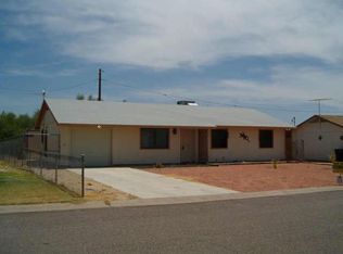324 S Peretz Cir, Morristown, AZ 85342