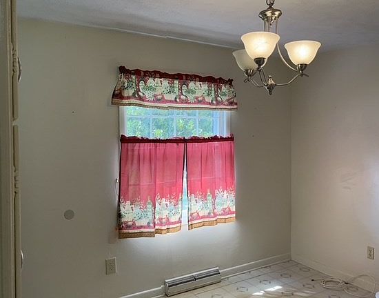 4th image of 4024 Suburban Dr