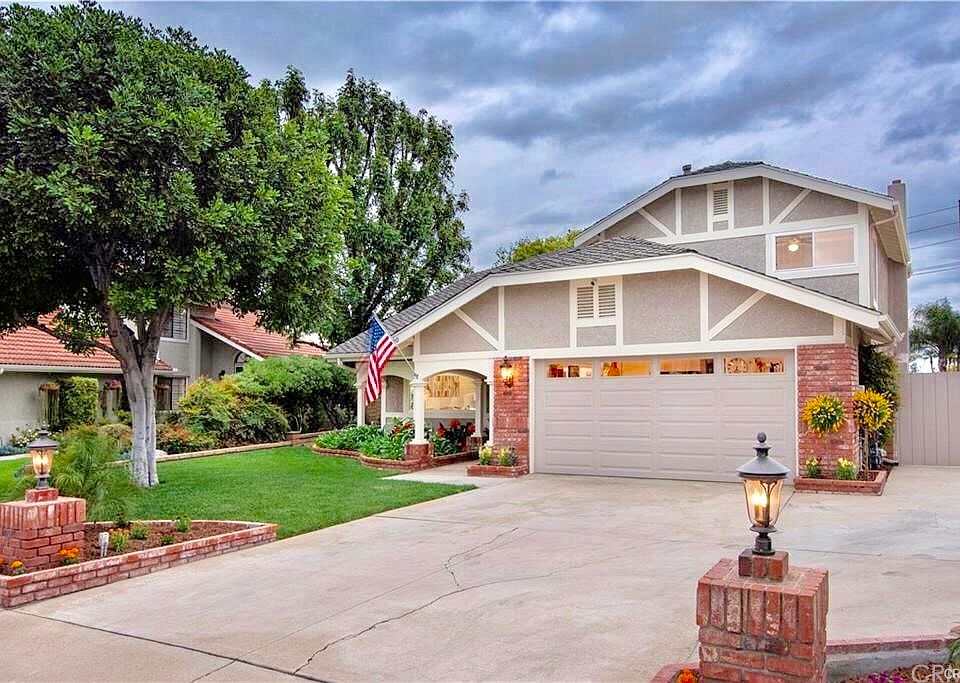 1st image of 4630 Calle De Grande