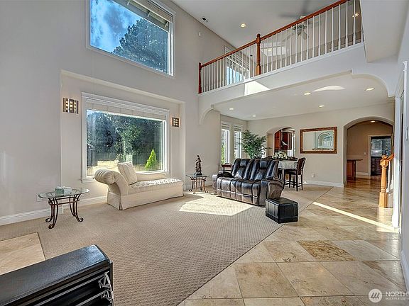 5th image of 14770 NE 60th Ct
